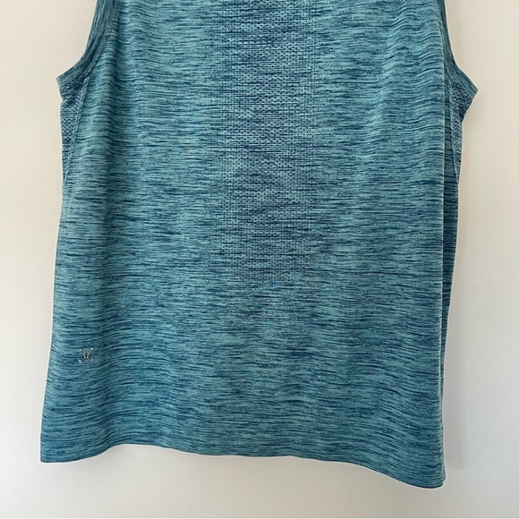Lululemon Athletica Metal Vent Muscle Tank Heathered Blue Size Small Seamless - Picture 8 of 14